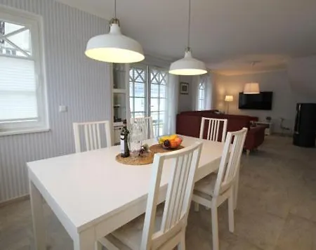 Am Luetten Bagen Haus Darsszauber Holiday home *
